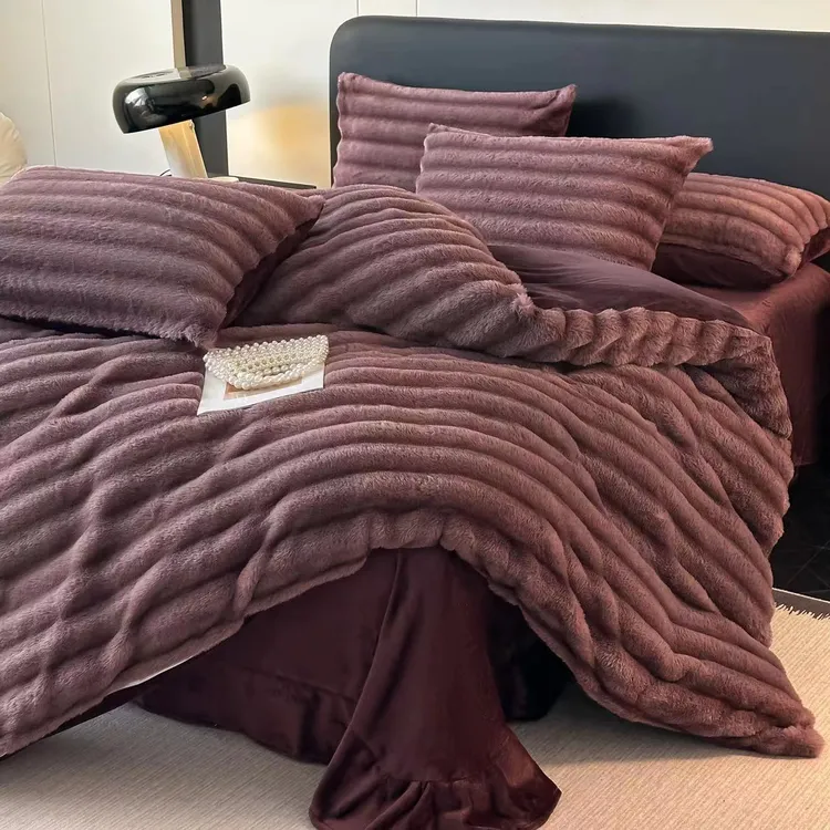 25年上新高品质加厚兔毛绒条纹四件套，不掉毛很厚实轻奢。