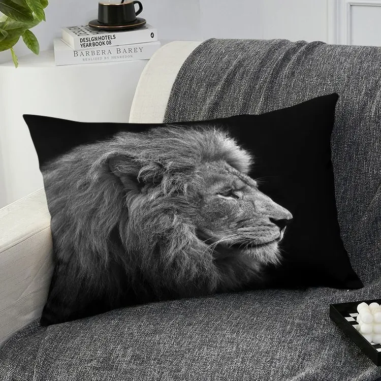 新款黑白个性狮子抱枕ins风学生房间装饰靠枕网红靠垫男生枕套
