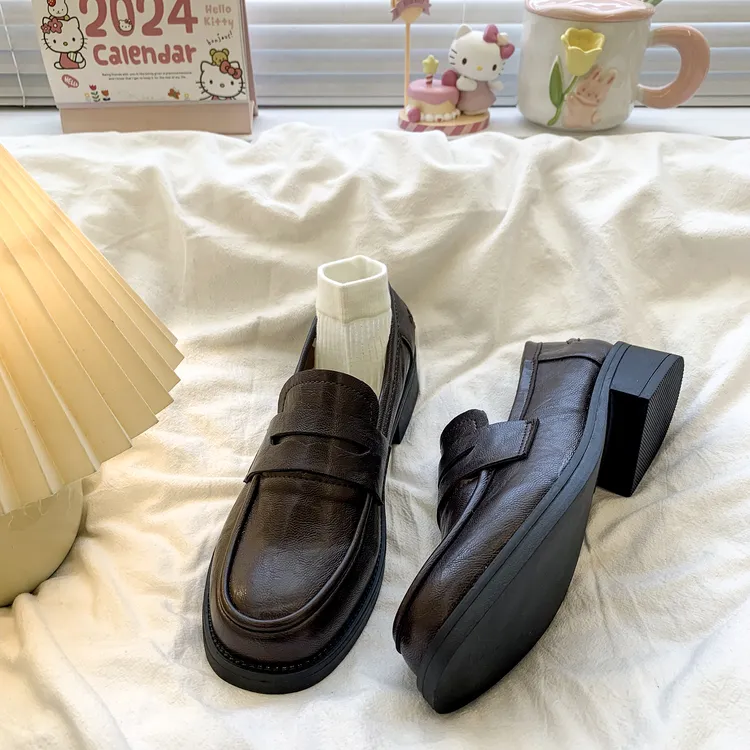 黑色配裙子小皮鞋女2025新款春季复古英伦风乐福鞋厚底一脚蹬单鞋