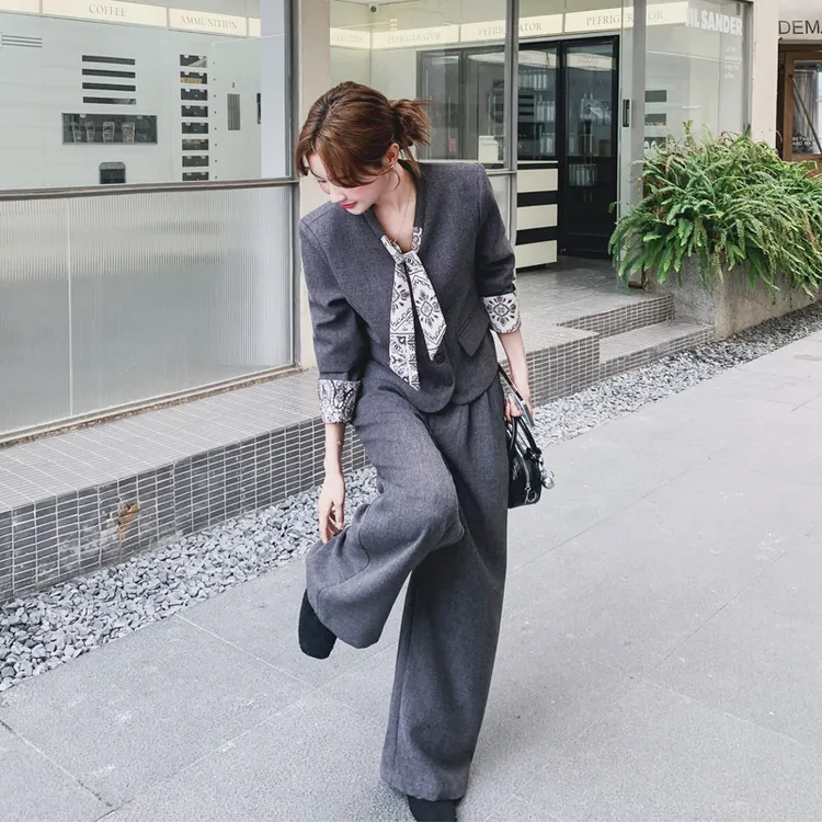 简约通勤韩系风飘带西装套装2025春秋新款高级感知性风气质两件套