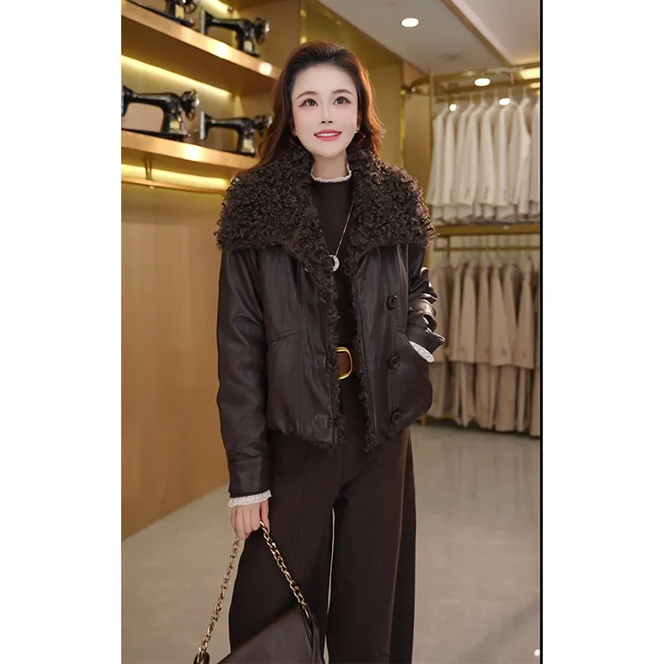 睦火火毛绒拼接大翻领羽绒服女2025冬季韩版宽松气质90白鸭绒外套