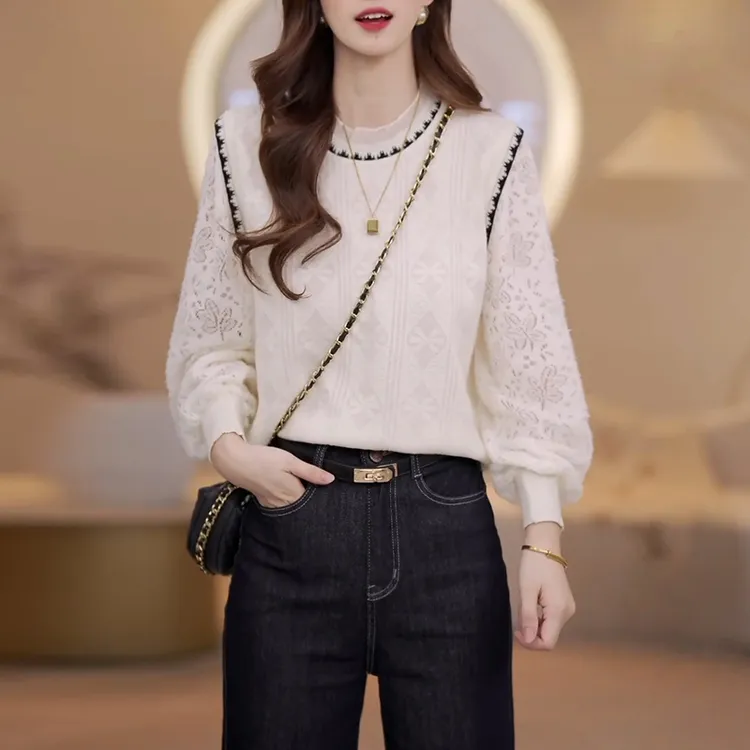 2025年早秋新款时尚圆领设计感蕾丝拼接针织衫女法式气质长袖上衣