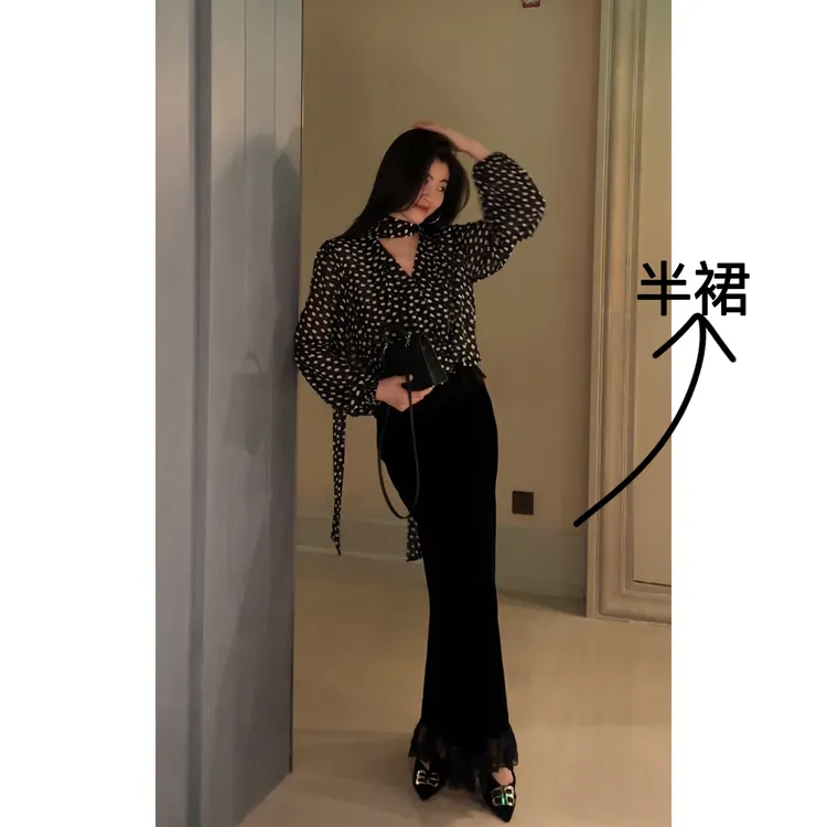 N.COU妮蔻24冬新款蕾丝拼接设计花边半裙高腰显瘦包臀长裙DY80172