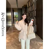 KUN【海港晴空】细腻微光 90白鸭绒廓形可收腰冬含围巾米色羽绒服