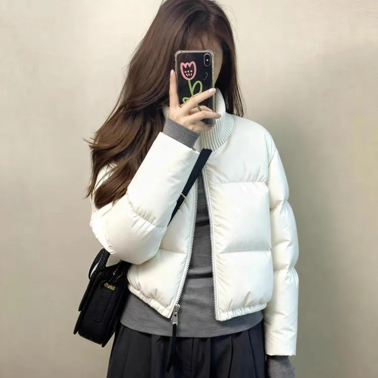 短款羽绒服女冬2025新款时尚保暖高级感小个子立领白鸭绒面包服