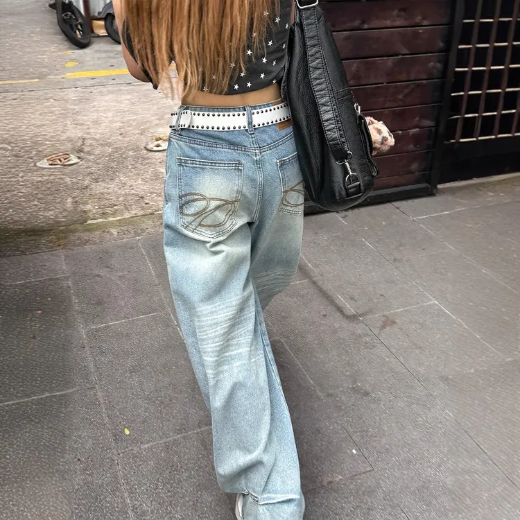 美式高街复古刺绣牛仔裤女2025秋冬新款设计感宽松高腰直筒阔腿裤