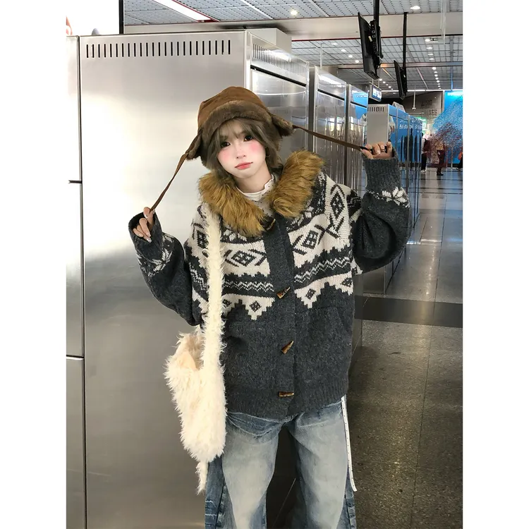 文文不乖原创拆卸毛领费尔岛毛衣外套男女秋季加厚情侣撞色针织衫