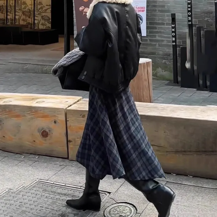 复古不规则格子毛呢裙女冬季流行新款遮胯显瘦a字裙百搭半身裙子