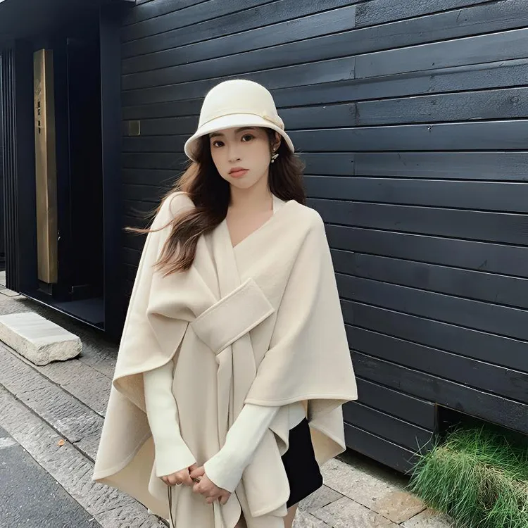 2025新款披肩外搭女复古千金风百搭斗篷大衣秋冬纯色披风开衫外套