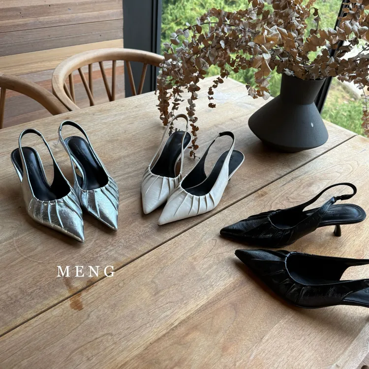 褶皱款法式尖头小猫跟2025年夏季新款时尚百搭气质凉鞋