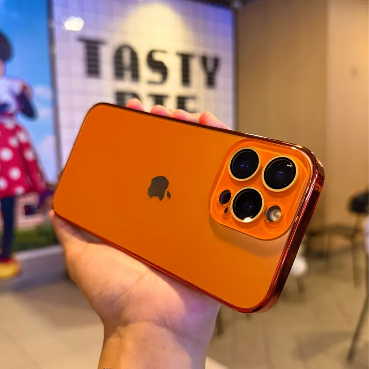 适用苹果17/16/15/14/13磨砂自带镜头膜iphone16promax防摔手机壳