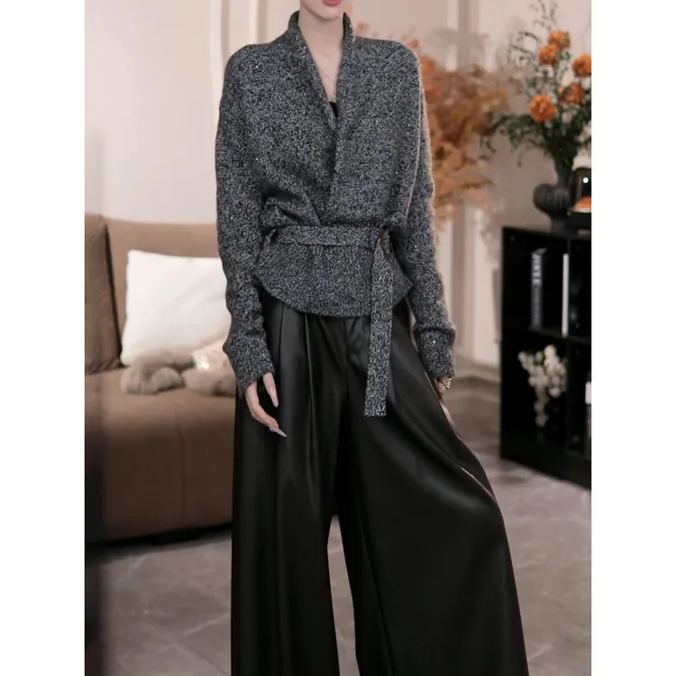 韩版高级感洋气套装2025秋冬新款时尚通勤绑带收腰V领针织衫+裤子