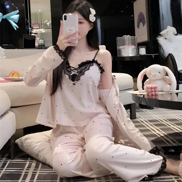 海岛绒睡衣女2025新款秋冬可外穿加厚保暖蕾丝高级感家居服三件套