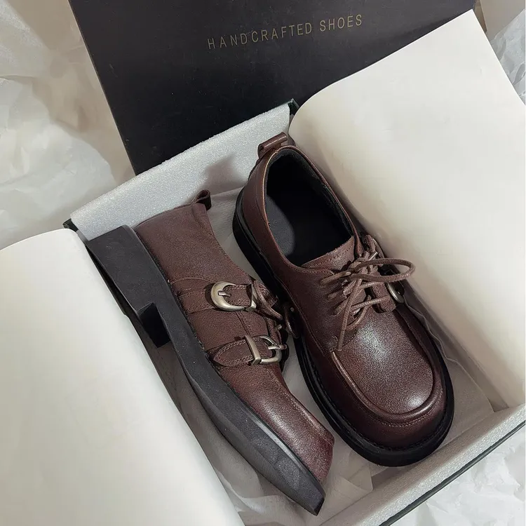 弥笛2026春季新款中跟真皮系带圆头手工制作法式复古风深口单鞋