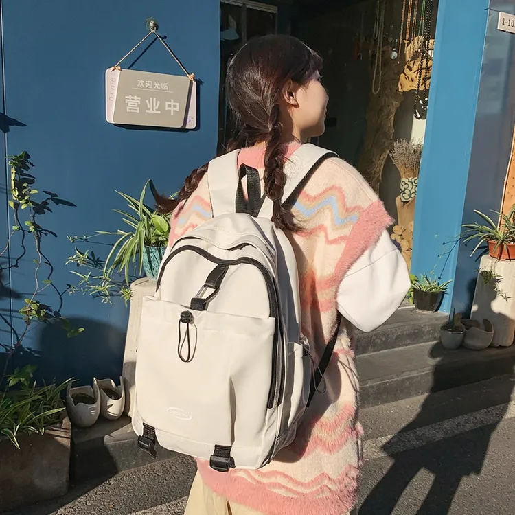 书包女大学生小众设计感双肩包徒步登山包百搭高颜值背包初中女生