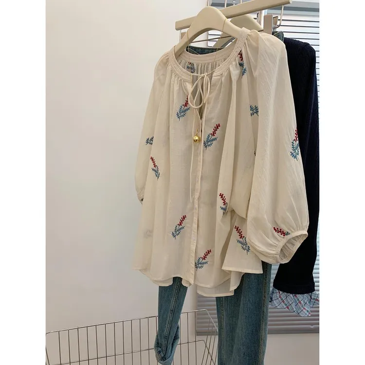 七分袖刺绣衬衫女宽松慵懒风高级感轻奢减龄洋气娃娃衫设计感上衣