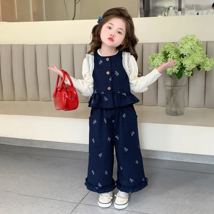 女童套装春秋季2025新款儿童早秋洋气穿搭女宝宝秋季牛仔裤三件套