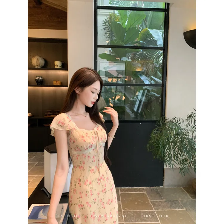 EIA一尧【小甜豆】复古夏季方领显瘦收腰连衣裙气质温柔减龄碎花裙