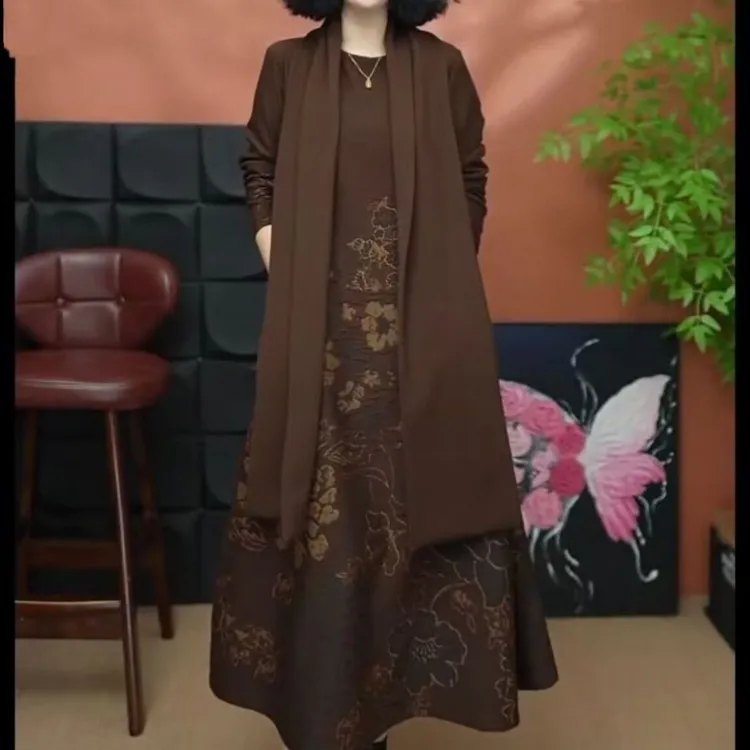新款春秋时尚洋气提花气质宽松连衣裙显瘦弹力过膝长款裙子送围巾