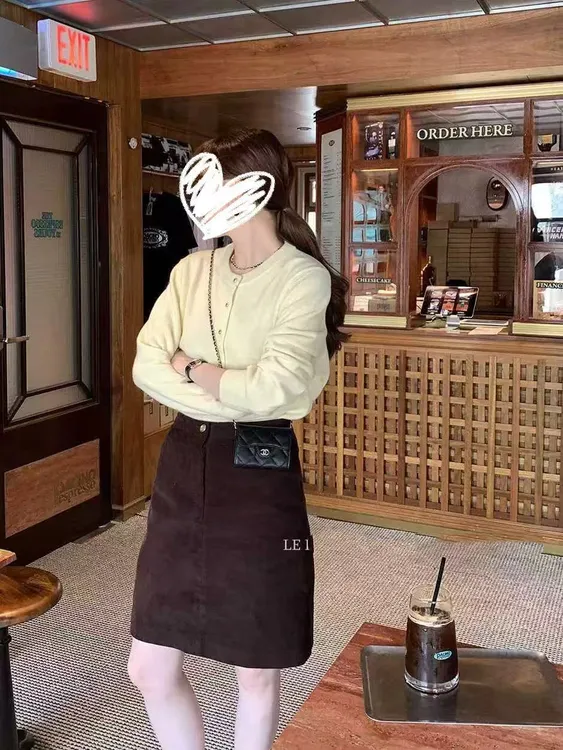 甜粿妹妹咖色灯芯绒a字裙女秋冬高腰显瘦半身中裙百搭加长
