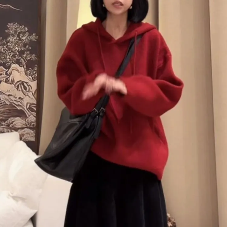 大码女洋气宽松针织连帽打底衫秋冬减龄遮肚显瘦百搭红色休闲卫衣