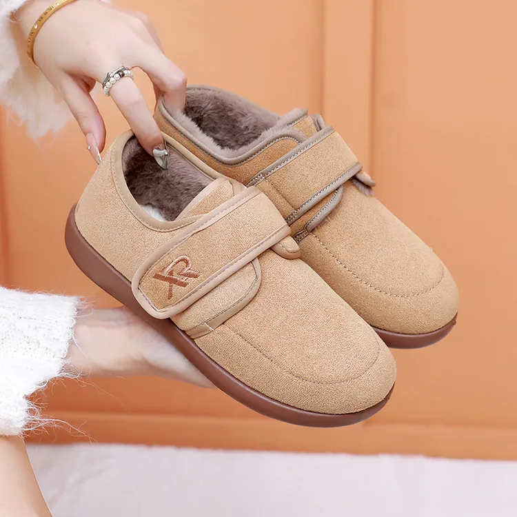 2025冬季加绒加厚雪地靴厚底防滑耐磨棉鞋女士时尚妈妈鞋