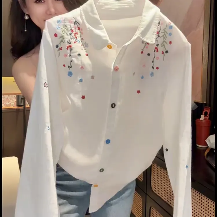 新款高品质重工刺绣洋气长袖衬衫