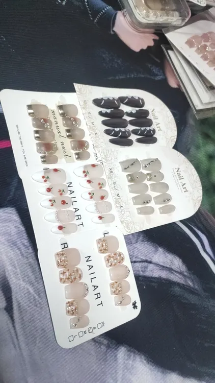 秋冬显白穿戴美甲手工订制高级感甲片