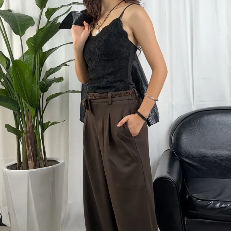 法式纯欲风带胸垫蕾丝吊带背心女内搭外穿设计感十足