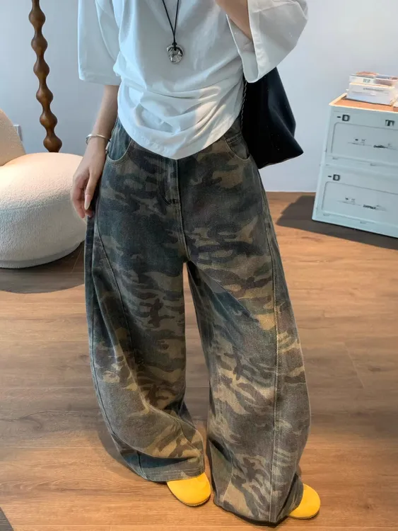美式复古迷彩弯刀牛仔裤女秋季新款胖妹妹mm高腰宽松设计感阔腿裤