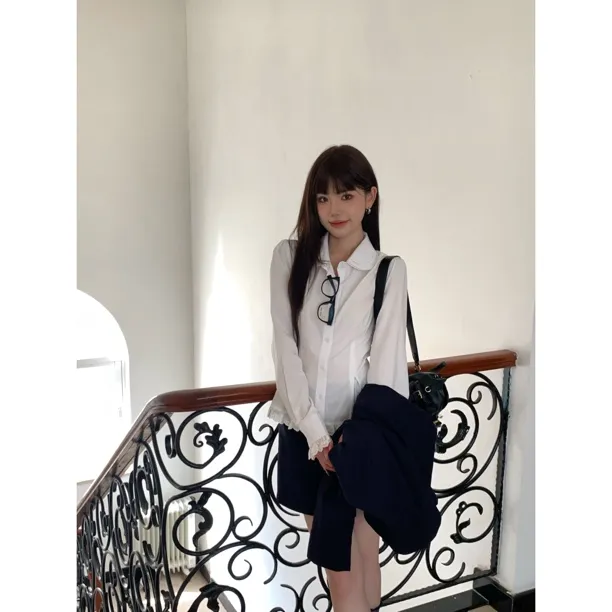 【赵小小&秋冬叠穿艺术生】8269 设计感百搭纯色荷叶花边衬衫上衣女