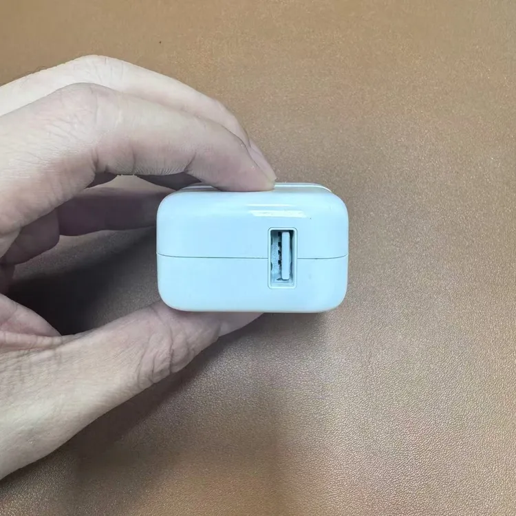 9新  Apple/苹果原装12w USB充电头