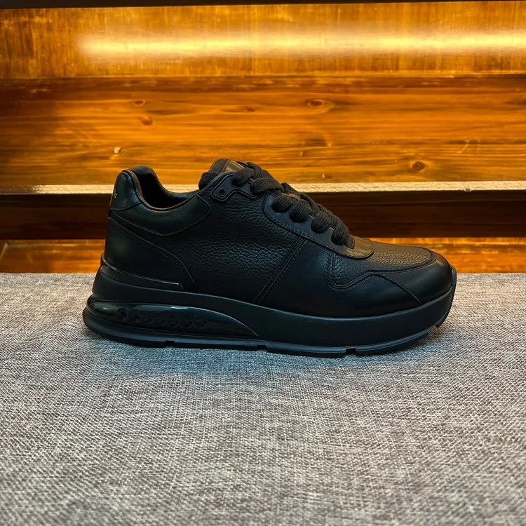 新款真皮休闲商务男士面包鞋轻奢百搭厚底潮流男鞋皮鞋黑色冬季