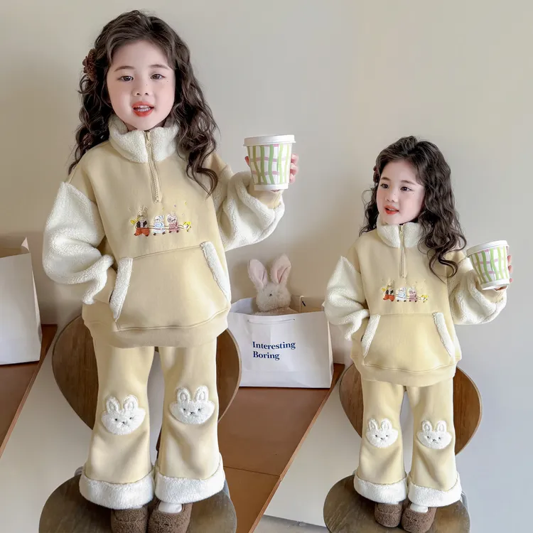 女冬季加绒秋冬款法式秋冬套装女宝加厚外套运动童装绣花套装