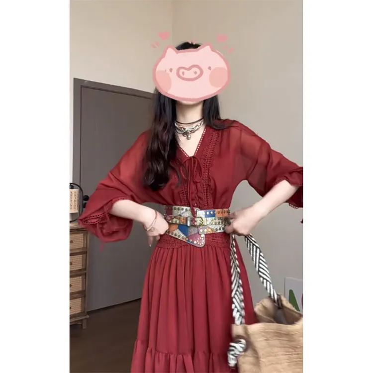 2025夏季新款小众设计感长袖深V绑带海边连衣裙收腰蕾丝花边长裙