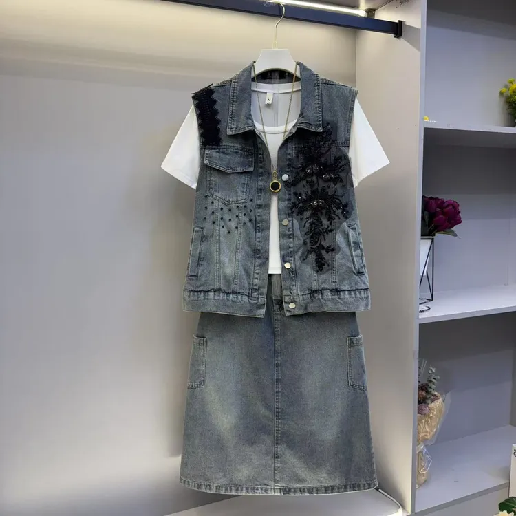 2025年早春欧货遮肉显瘦气质百搭时尚休闲套裙