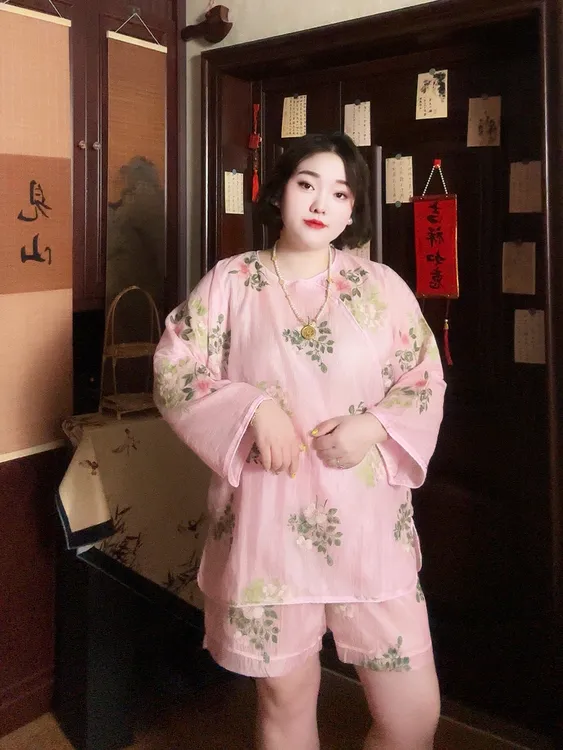 格格大码胖MM重工刺绣女夏防晒新中式减龄时尚洋气设计感套装