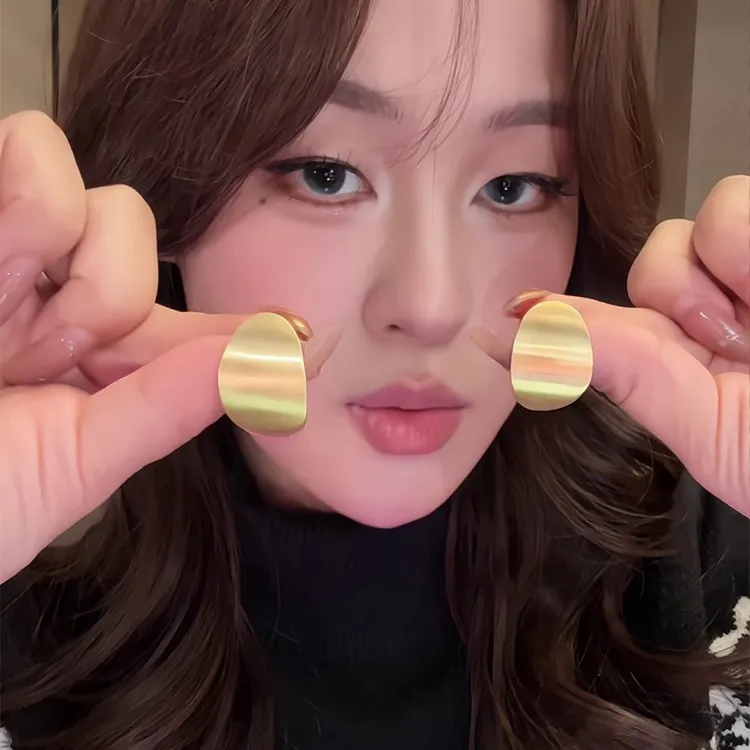 铜合金耳饰 时尚金属亮片耳钉欧美简约个性耳环气质冷淡风耳饰女