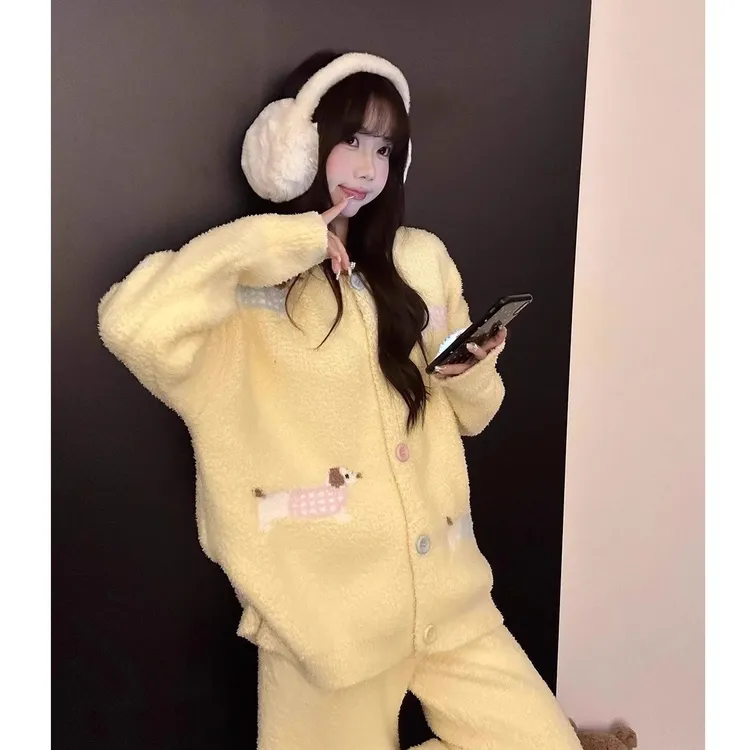 软糯可爱腊肠狗云朵绒睡衣女秋冬新款保暖加厚可外穿家居服两件套