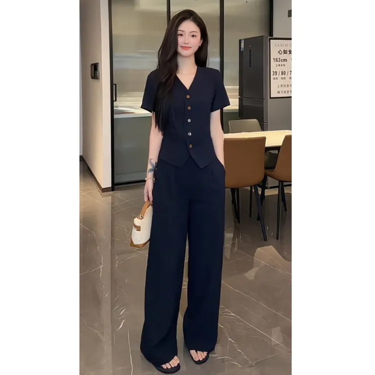 大码夏季新款胖mm慵懒休闲气质显瘦V领上衣简约百搭阔腿裤两件套