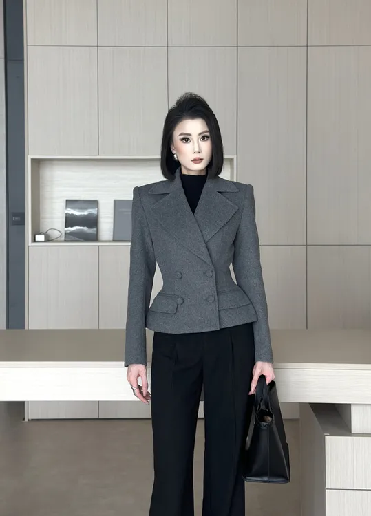 琦哥【极简锋芒】原创羊毛轻职风V领西装正装显瘦灰色短外套35452