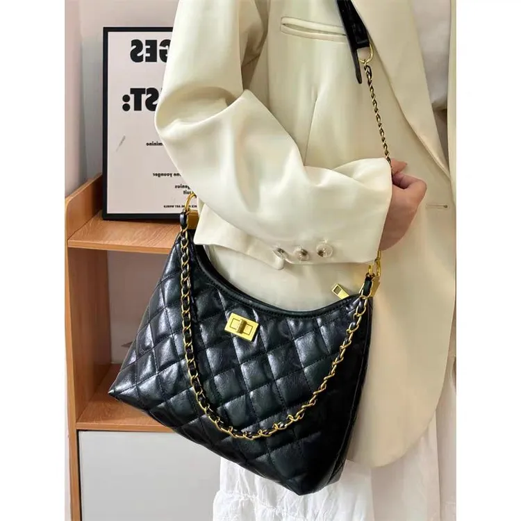 包包女士2025新款菱格小香风链条通勤斜挎包大容量高级时尚腋下包