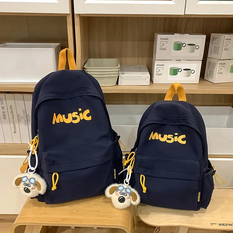 男女通用双肩包儿童外出游玩背包中小学生补课高中学生轻便双肩包