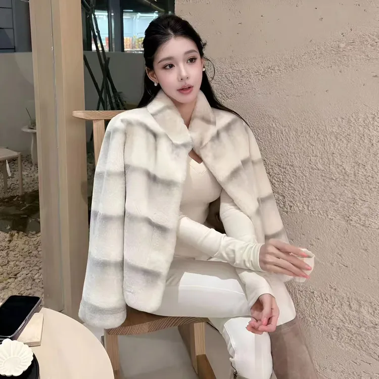 新款2025秋冬晕染渐变色气质轻奢时尚短款立领毛绒外套休闲百搭款