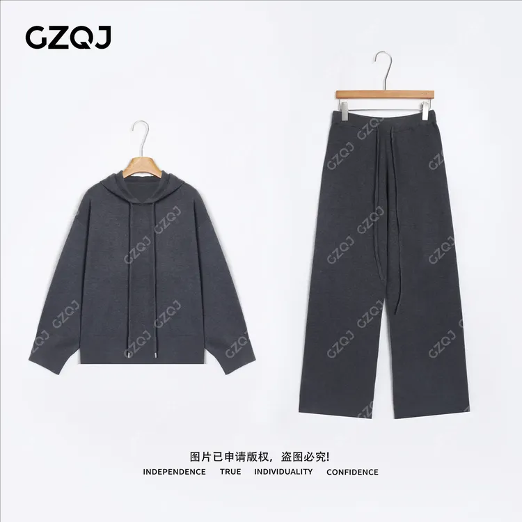 老琴私服 【漫游者】琥珀流光风连帽上衣高腰休闲裤子针织套装 162