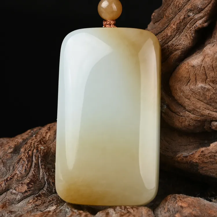 天然和田玉羊脂玉平安无事牌吊坠