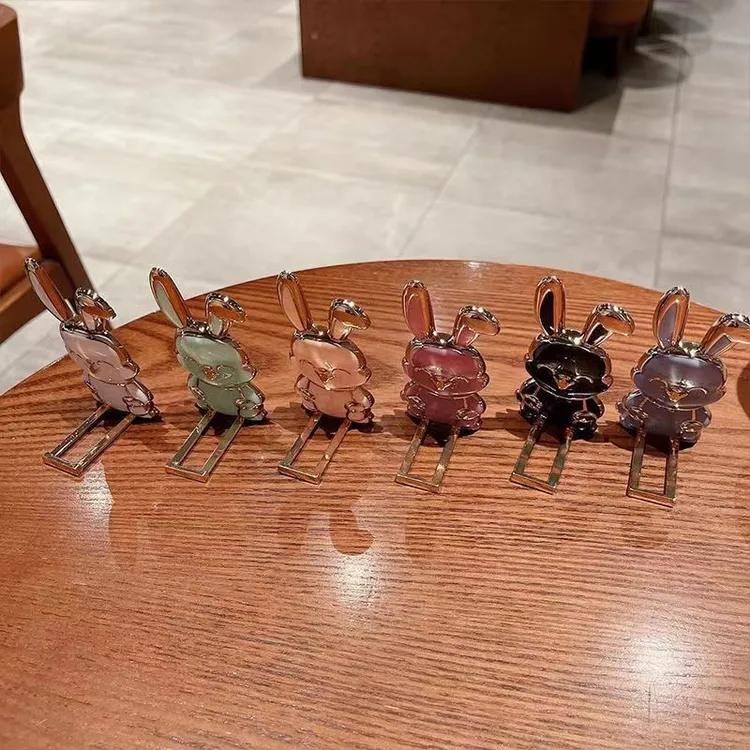 可爱卡通兔子新款简约厚男百搭优雅高级感复古风衣