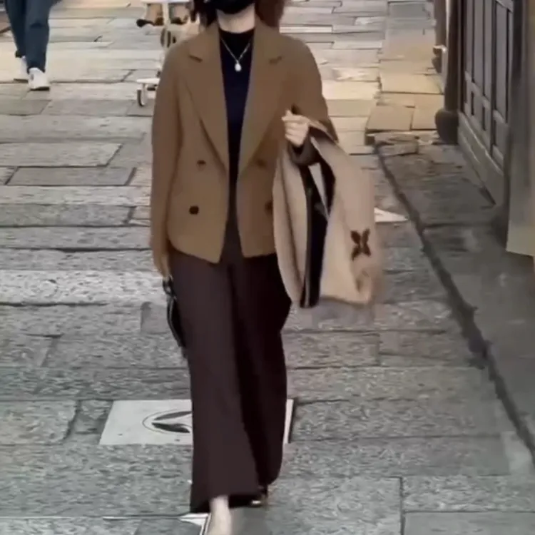 气质显瘦时尚复古短款上衣裤子女装外套