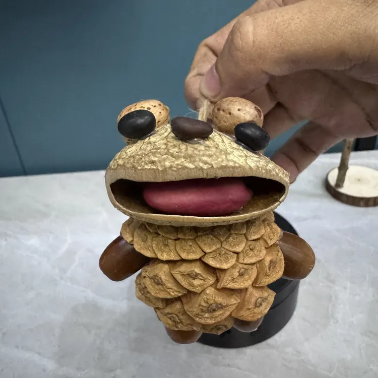 果壳风铃丑萌娃娃包包挂件挂饰静心治愈大嘴熊创意汽车挂饰钥匙挂