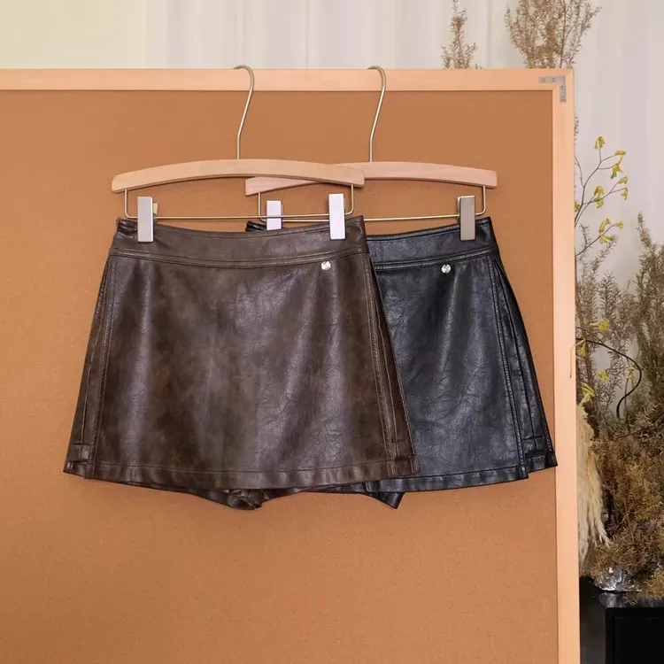 皮裙半身裙秋冬2025新款高腰A字裙气质百搭裤裙辣妹开叉显瘦短裙